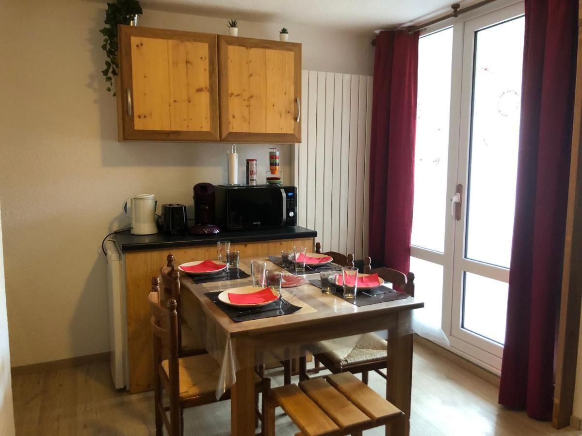 Petit Appartement Labellise Les 2 Alpes Residence Arc En Ciel Telesiege Petite Aiguille Les Deux Alpes Buitenkant foto