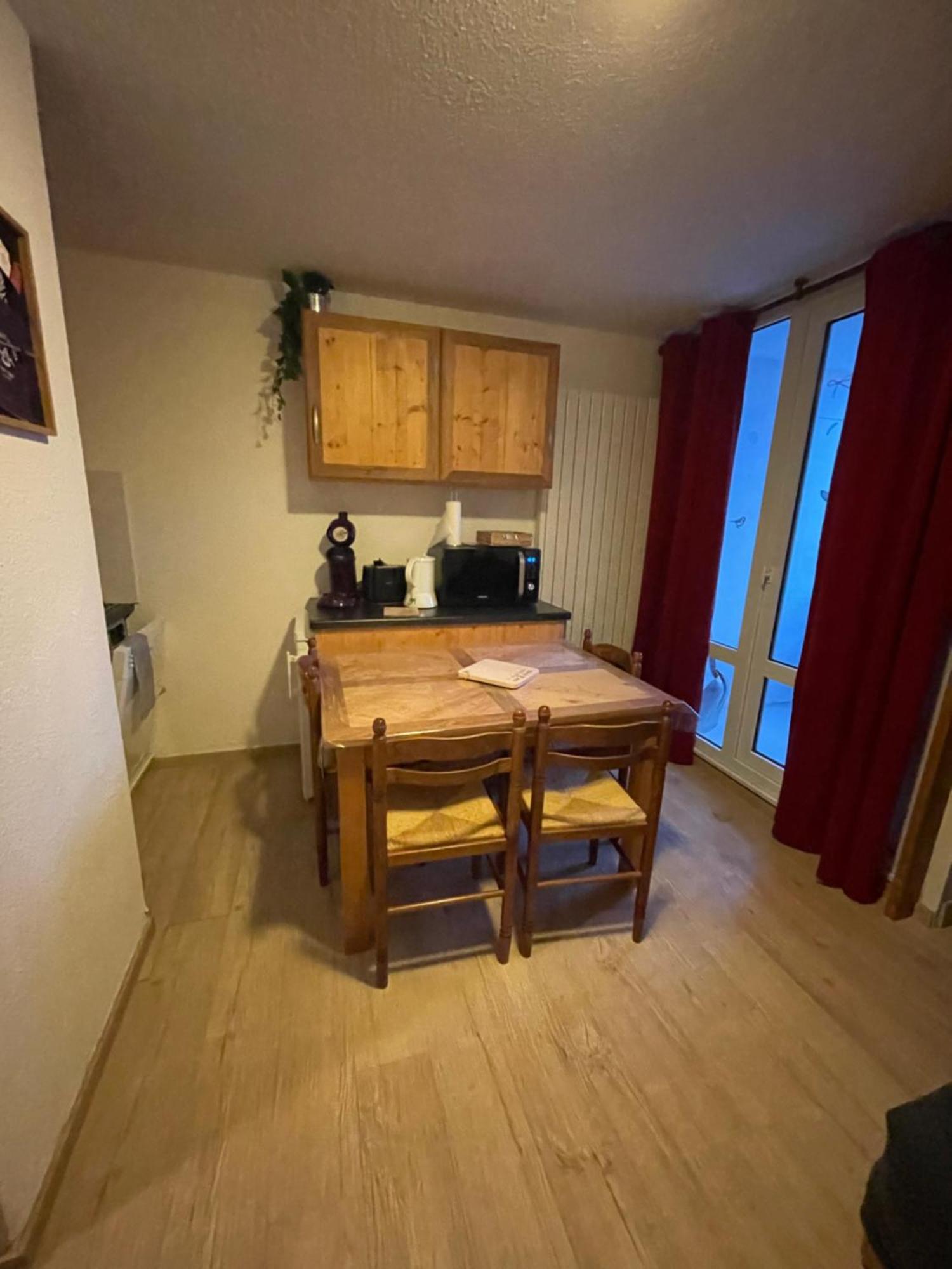 Petit Appartement Labellise Les 2 Alpes Residence Arc En Ciel Telesiege Petite Aiguille Les Deux Alpes Buitenkant foto